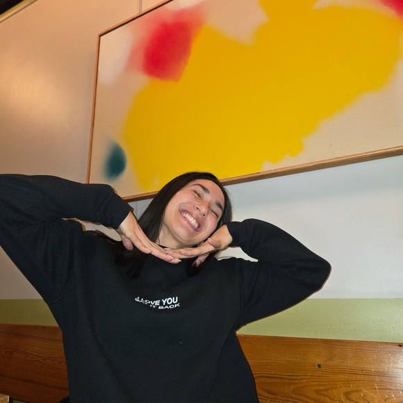 Meet your Posher, Alyssa Marie - Picture 6 of 15